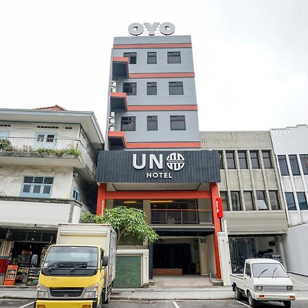 Hotel O Genteng Near Genteng Market Formerly Uno Hotel Surabaya Exterior foto
